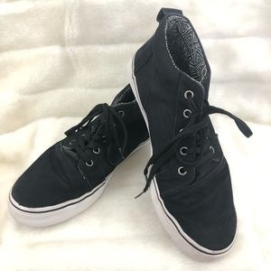 Toms Black Canvas Shoes